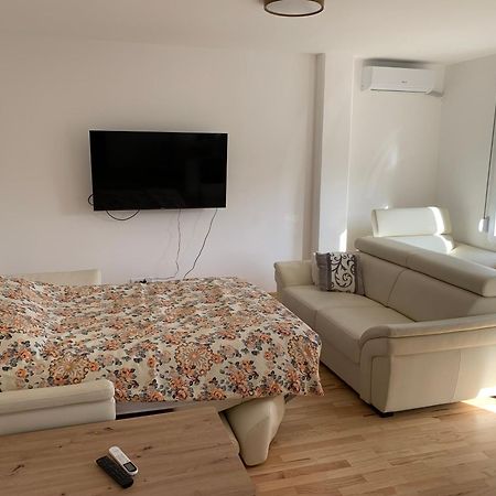 Апартаменти Premium Stan Novi Beograd Екстер'єр фото